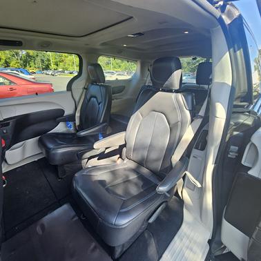 Gray 2021 Chrysler Pacifica Touring L