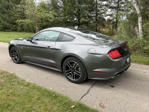 2022 Ford Mustang GT Premium