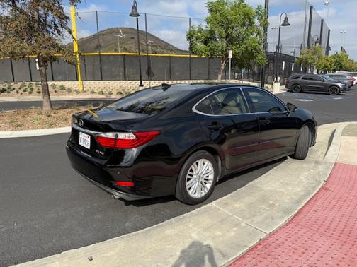 2015 Lexus ES 350 Base