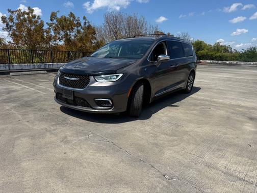 Gray 2021 Chrysler Pacifica Hybrid Limited