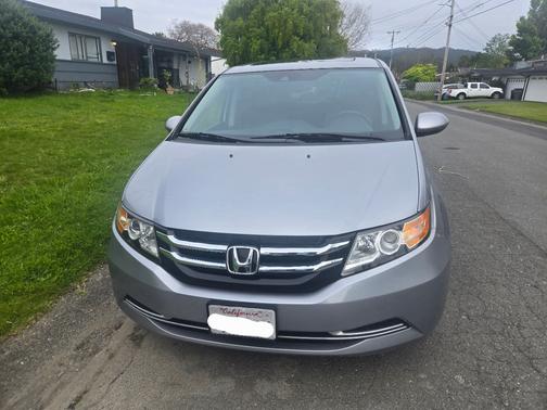 Gray 2017 Honda Odyssey EX-L