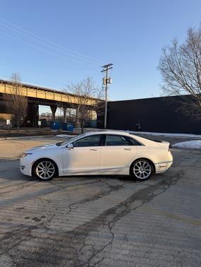 2015 Lincoln MKZ Hybrid Base