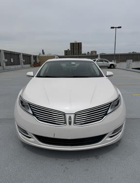 White 2015 Lincoln MKZ Hybrid Base