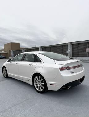White 2015 Lincoln MKZ Hybrid Base