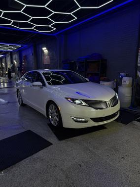 2015 Lincoln MKZ Hybrid Base