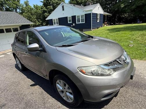 Gray 2011 Nissan Murano S