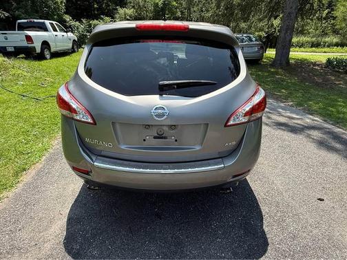 Gray 2011 Nissan Murano S