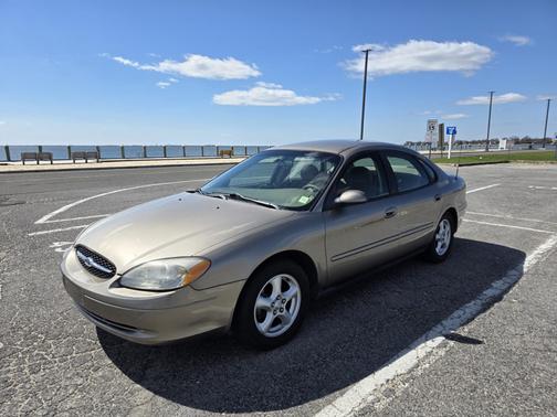 2003 Ford Taurus SES
