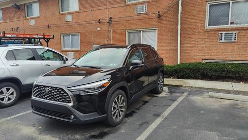 2023 Toyota Corolla Cross XLE