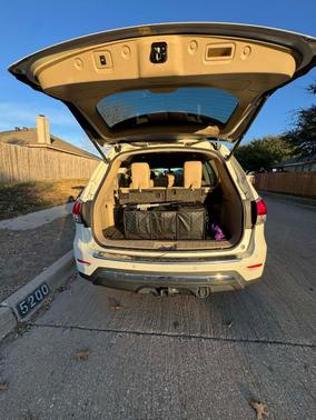 2016 Nissan Pathfinder SL