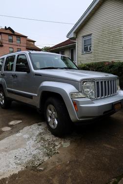 Silver 2012 Jeep Liberty Sport