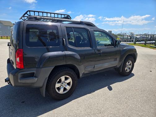 Gray 2013 Nissan Xterra S