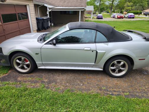 Silver 2003 Ford Mustang GT Premium