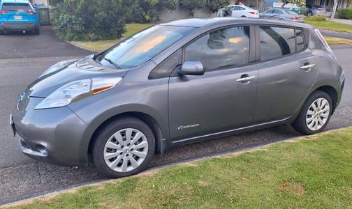 2014 Nissan Leaf SL