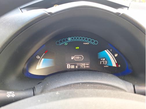 2014 Nissan Leaf SL