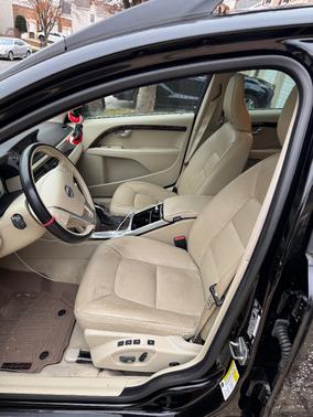 2015 Volvo XC70 T5 Premier