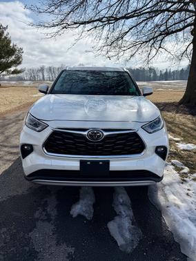 2021 Toyota Highlander Platinum