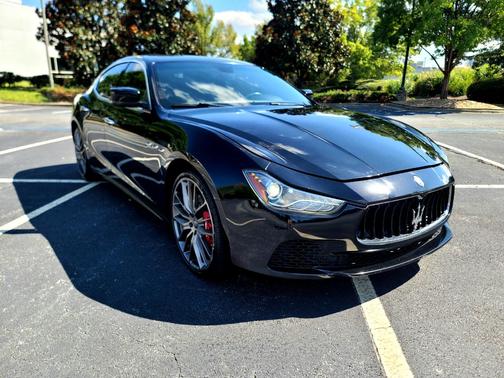 Black 2016 Maserati Ghibli S