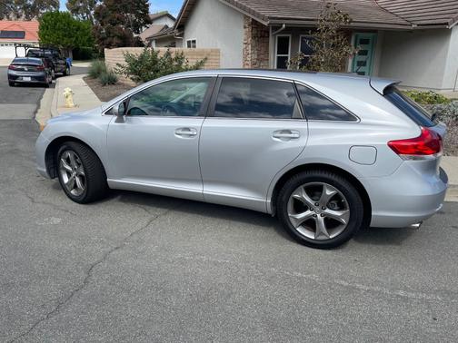 2010 Toyota Venza Base