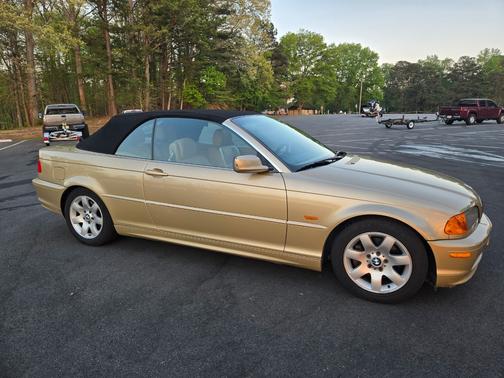 Gold 2001 BMW 325 Ci