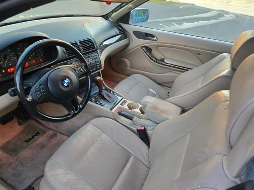 Gold 2001 BMW 325 Ci