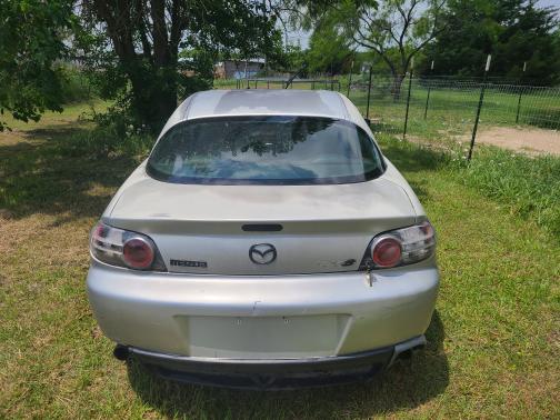 Photo 2 of 10 of 2006 Mazda RX-8 Base