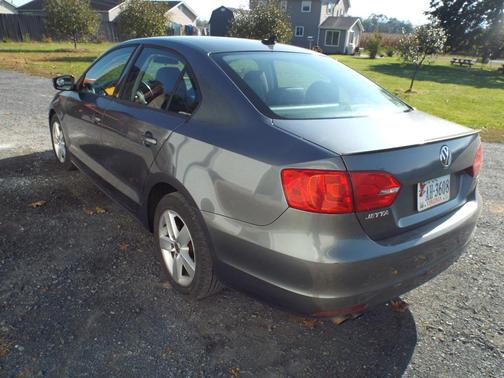 Gray 2012 Volkswagen Jetta TDI