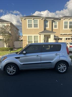 2012 Kia Soul +