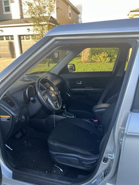 2012 Kia Soul +