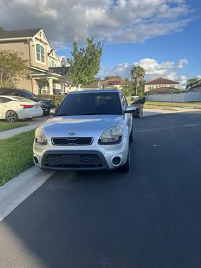 2012 Kia Soul +