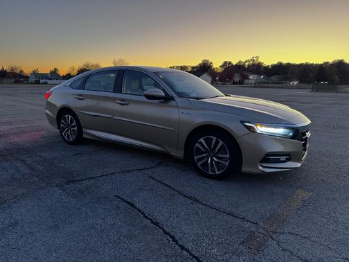 2019 Honda Accord Hybrid Touring