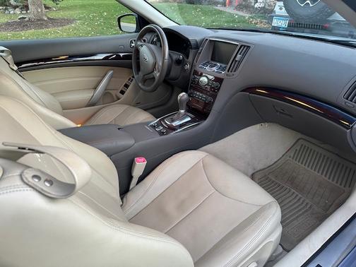 2012 INFINITI G37 Base