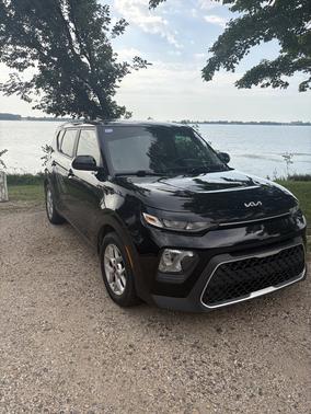 Black 2022 Kia Soul LX