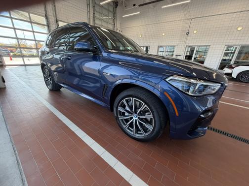2022 BMW X5 PHEV xDrive45e
