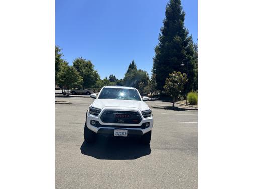 2020 Toyota Tacoma TRD Off Road