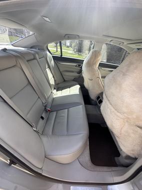 2010 Acura TL Technology