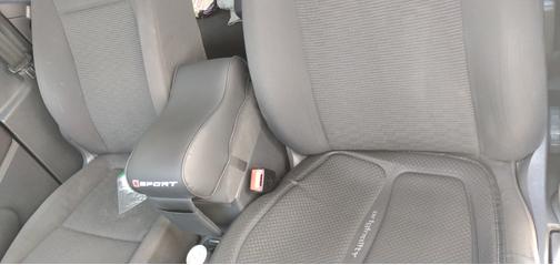 Gray 2013 Volkswagen Tiguan SE