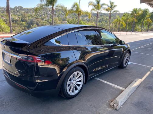 2021 Tesla Model X Long Range Plus