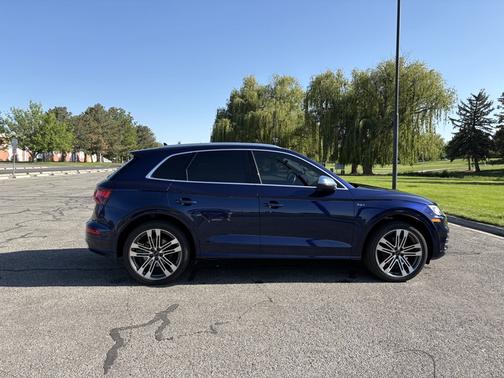 2018 Audi SQ5 3.0T Premium Plus