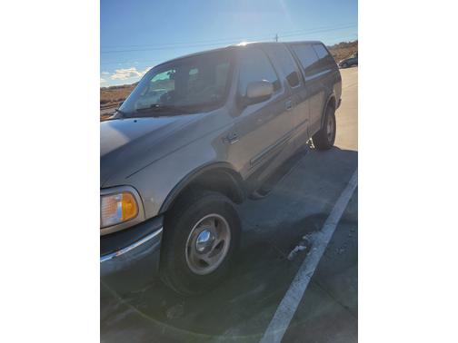 2001 Ford F-150 Lariat SuperCab