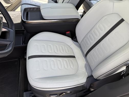 2022 Rivian R1T Launch Edition