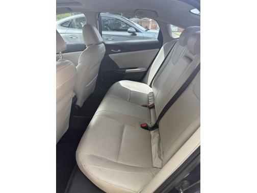 2019 Honda Insight Touring