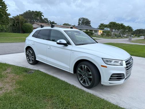 2018 Audi SQ5 3.0T Premium Plus