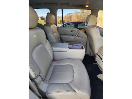 2014 INFINITI QX80 Base
