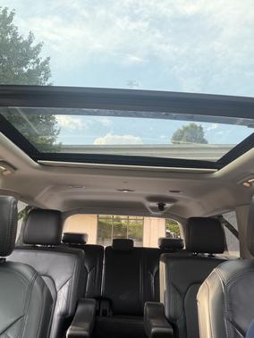 White 2021 Ford Expedition Max Platinum