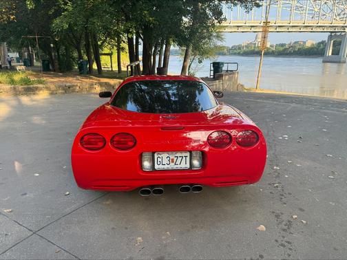 Red 1998 Chevrolet Corvette Base