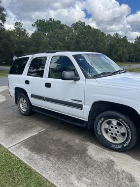 White 2003 Chevrolet Tahoe LS