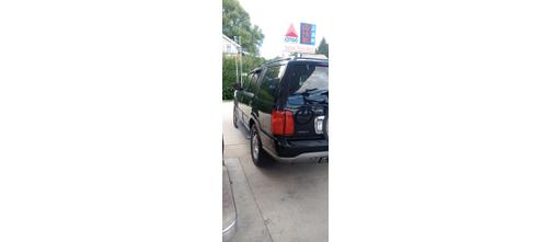 2001 Lincoln Navigator Base