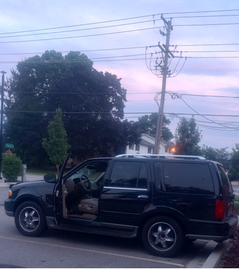 2001 Lincoln Navigator Base
