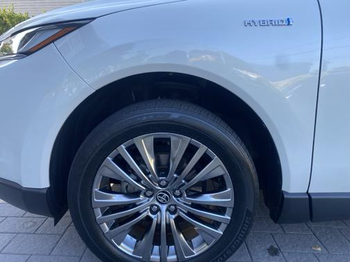 2021 Toyota Venza XLE